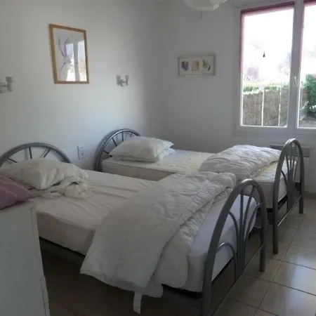 House Agreable Maison De Bon Confort Et Proche Du Centre Bourg Et De La Plage 1